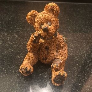 Boyd’s Bear figurine